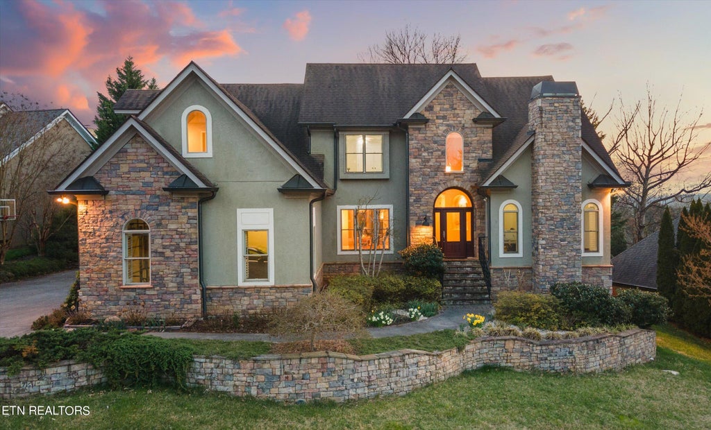 Photo of 916 Gettysvue Drive, Knoxville, TN 37922 (MLS # 1256129)