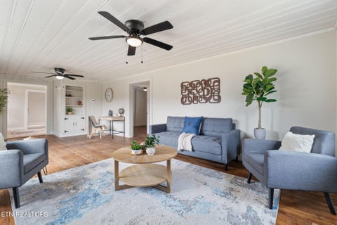 Tiny photo for 6617 Washington Pike, Knoxville, TN 37918 (MLS # 1354313)