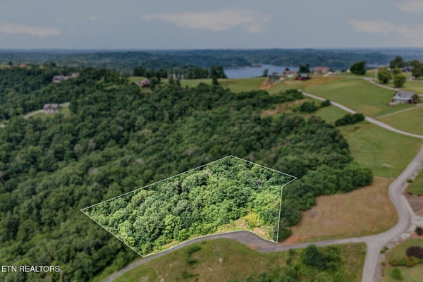 LONNIE LN, CELINA, TN 38551 - Image db4dccbe105d8a1aa8207e4f199ba4a2/1450191780
