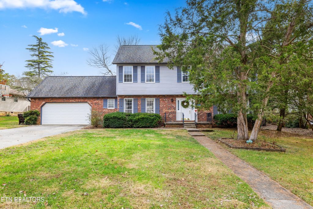 Photo of 11313 Gates Mill Drive, Knoxville, TN 37934 (MLS # 1325109)