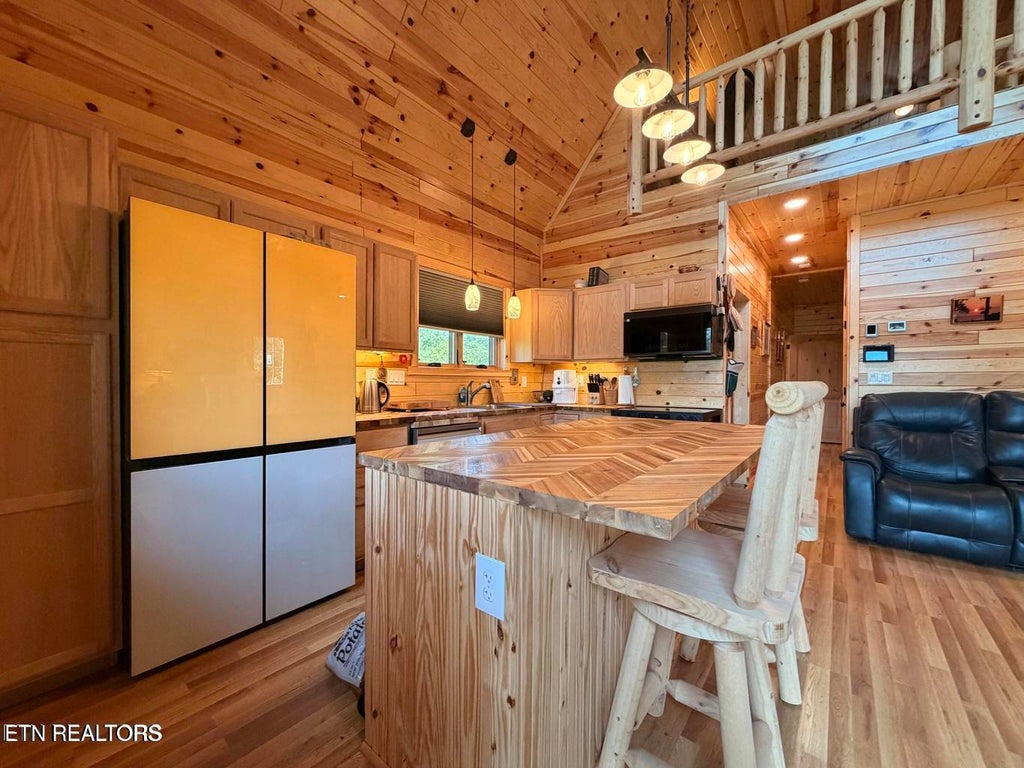 Photo of 386 Higby Pvt Rd, Robbins, TN 37852 (MLS # 1352843)