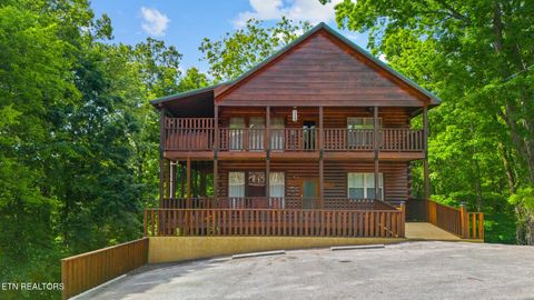 2021 Oakmont Drive Sevierville TN 37876