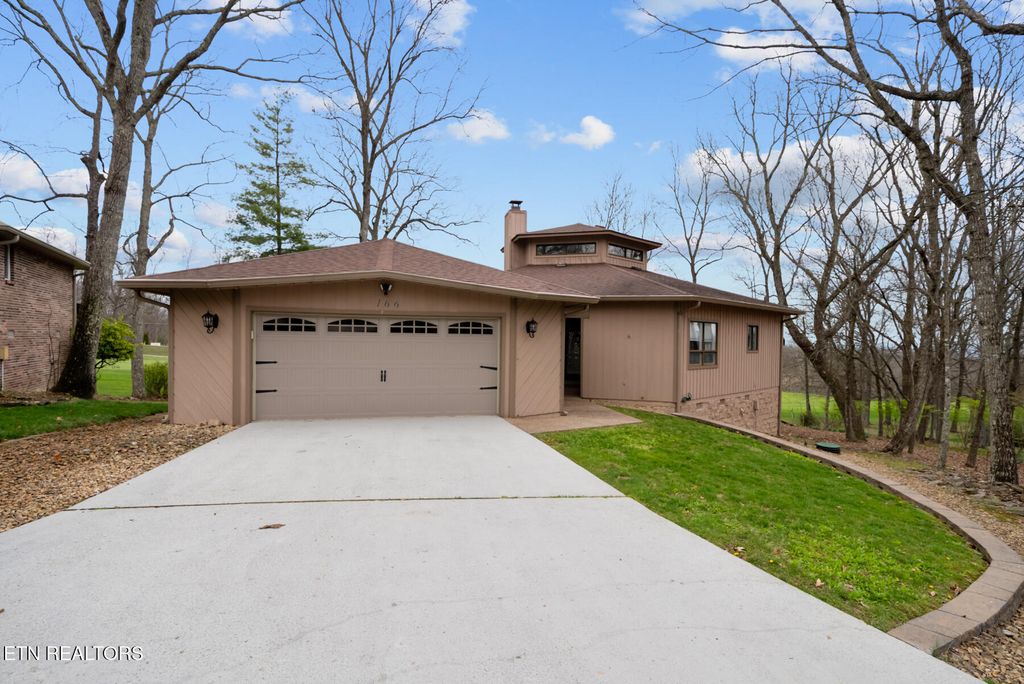 Photo of 166 Baltusrol Rd, Crossville, TN 38558 (MLS # 1335801)