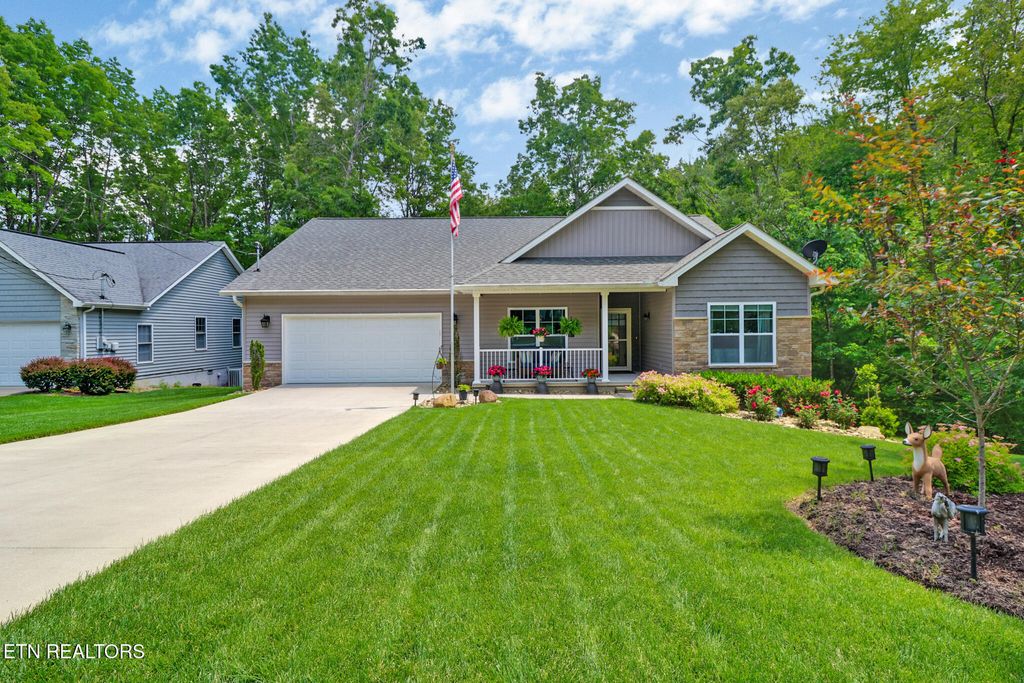 Photo of 247 Thrushwood Drive, Fairfield Glade, TN 38558 (MLS # 1303377)