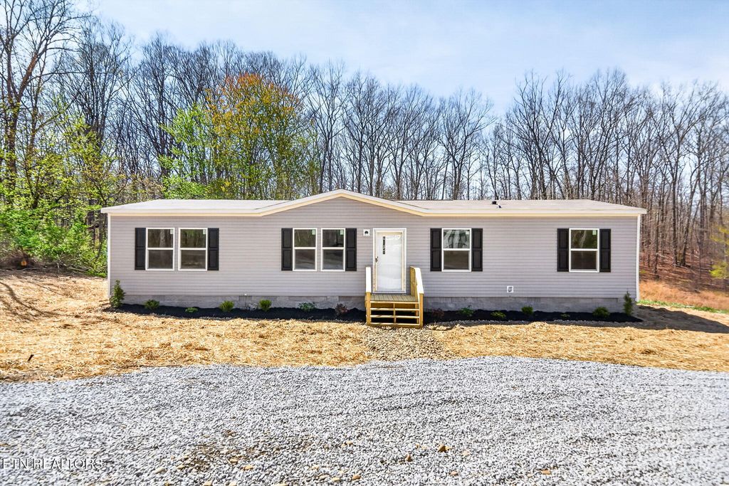 Photo of 223 Dublin Drive, Crossville, TN 38572 (MLS # 1336065)