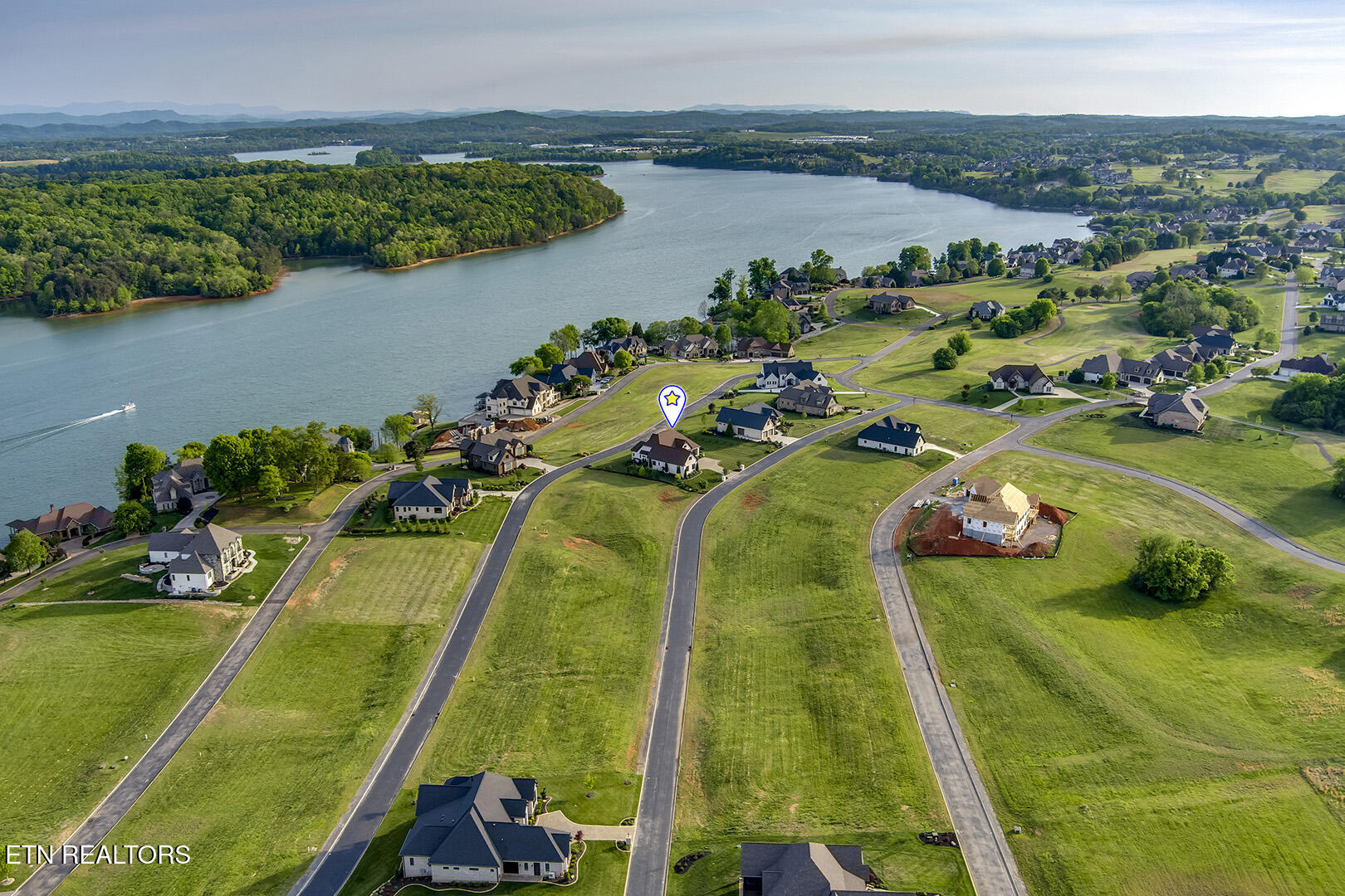 Vonore, Tennessee, 37885, United States, 3 Bedrooms Bedrooms, ,3 BathroomsBathrooms,Residential,Active,2041812