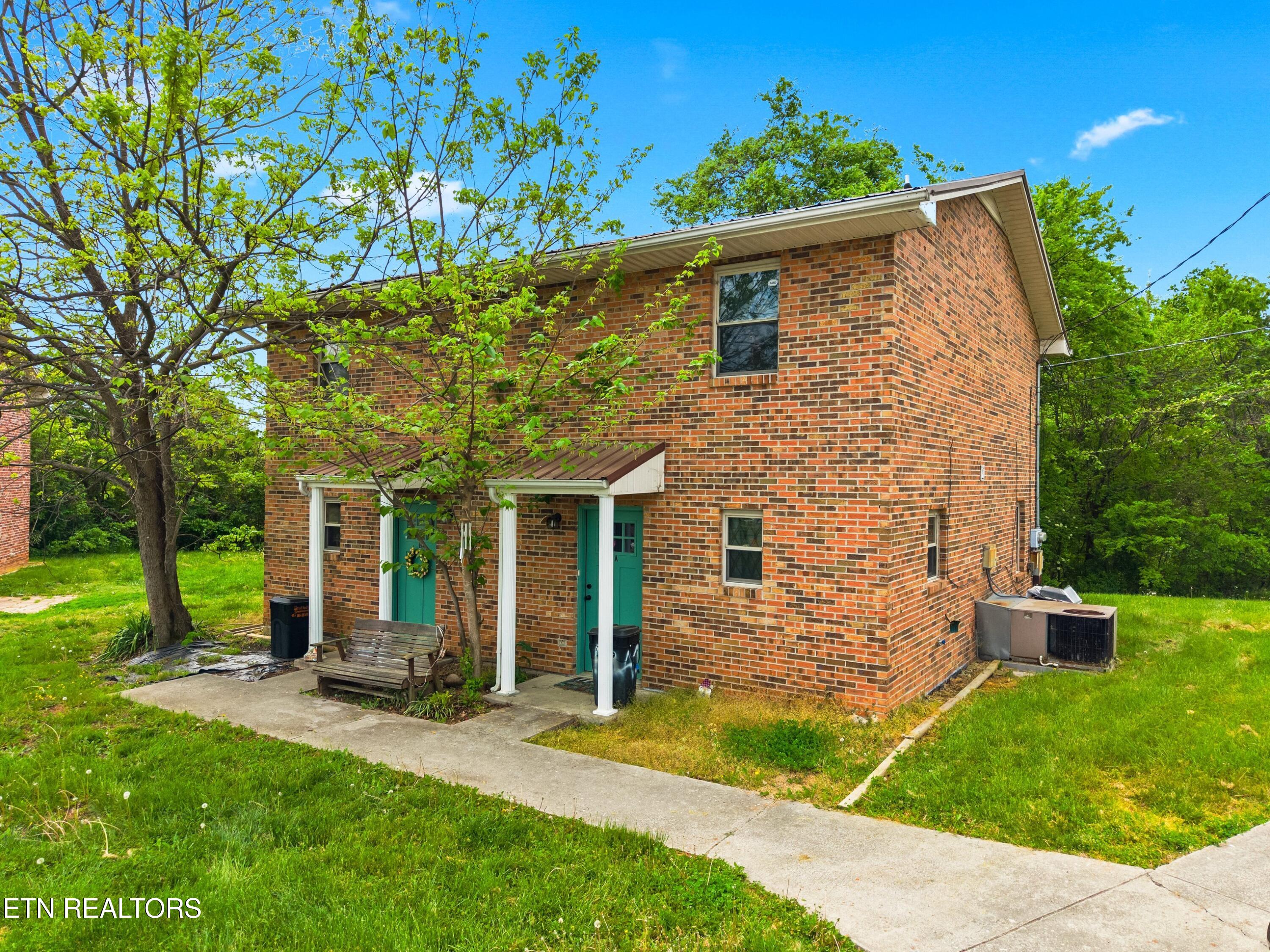 3229 Blue Springs Rd