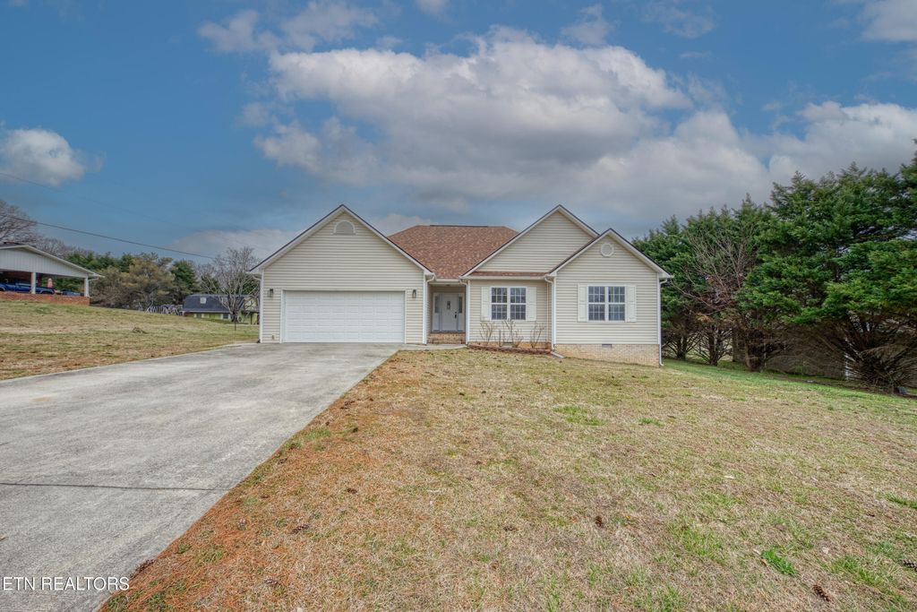 Photo of 719 Rocky Springs Rd, Madisonville, TN 37354 (MLS # 1330719)