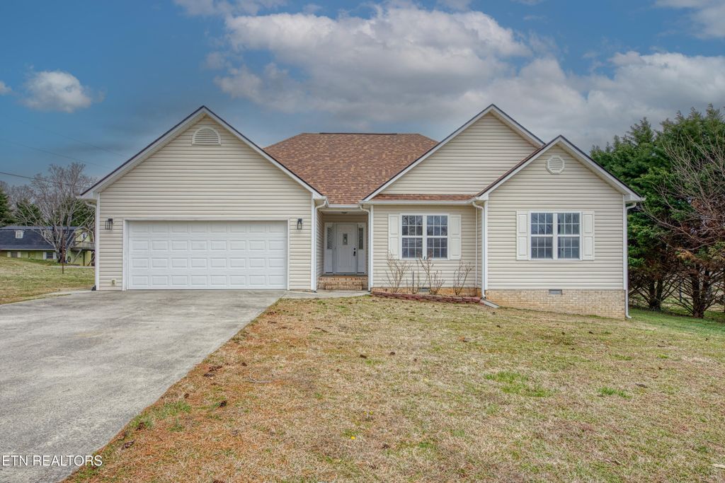 Photo of 719 Rocky Springs Rd, Madisonville, TN 37354 (MLS # 1330719)