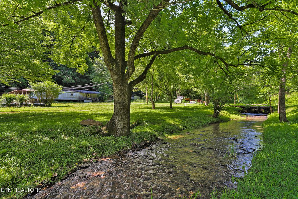 Photo of 553 Caney Creek Rd, Pigeon Forge, TN 37863 (MLS # 1321829)