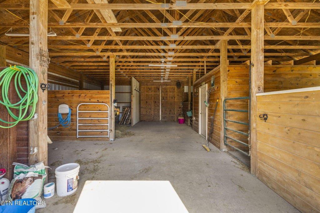 Photo of 491 Crestwood Drive, Jamestown, TN 38556 (MLS # 1357809)