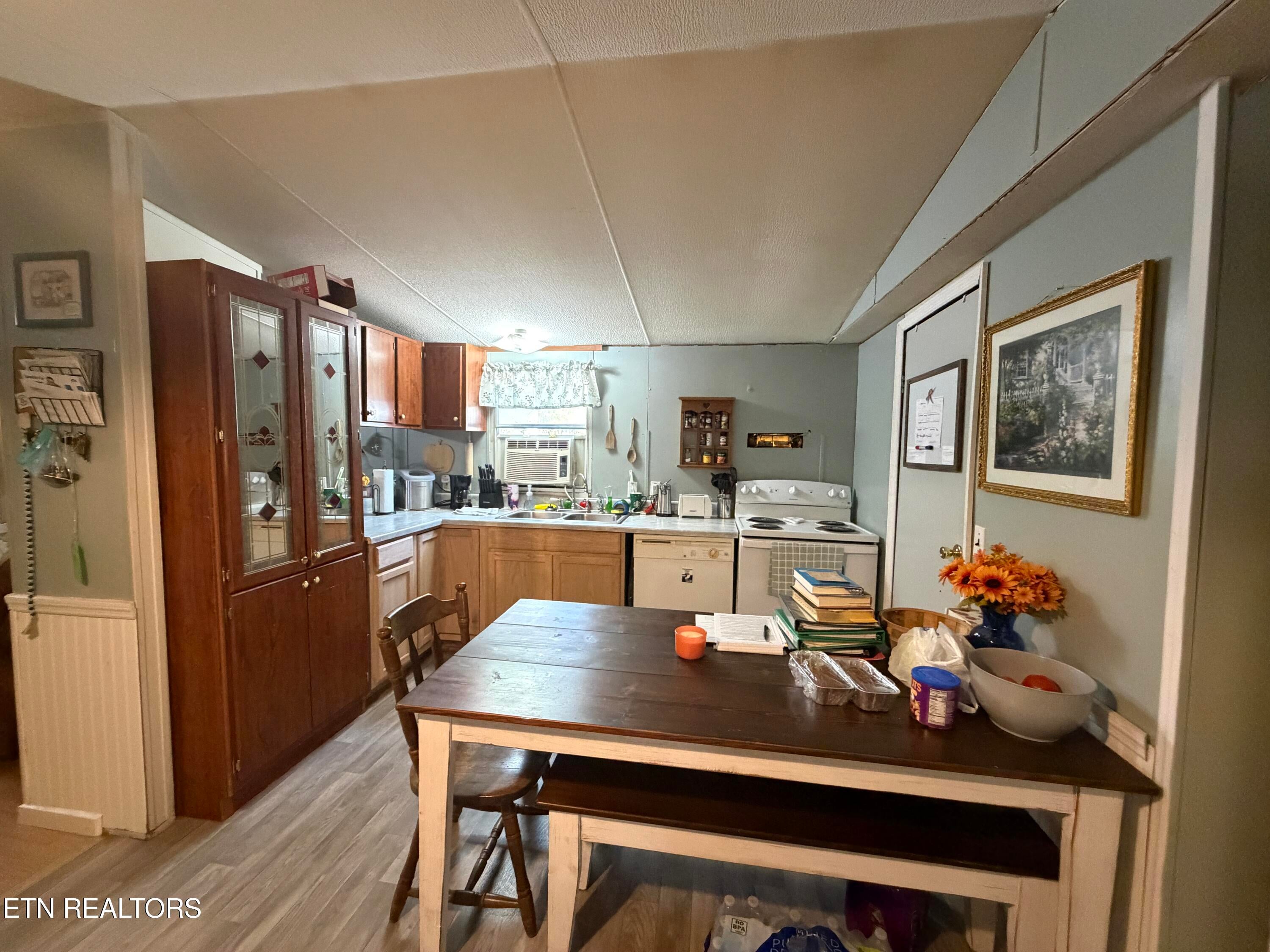 825 Ridge Gap Rd