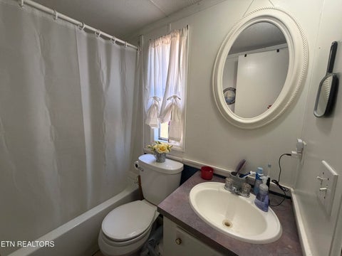Tiny photo for 825 Ridge Gap Rd, Rockwood, TN 37854 (MLS # 1360085)