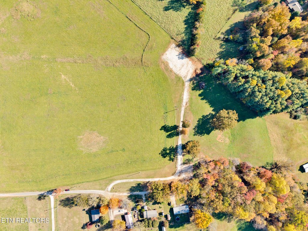 Photo of 395 Old Oak Hill Rd, Rickman, TN 38580 (MLS # 1320801)