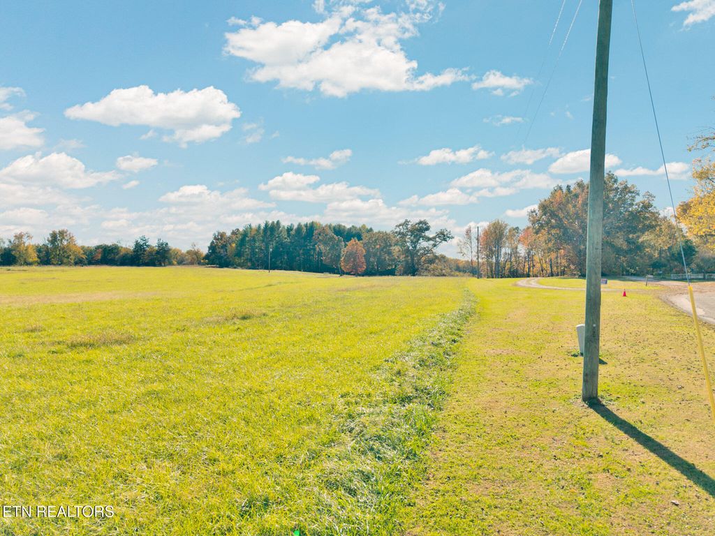 Photo of 395 Old Oak Hill Rd, Rickman, TN 38580 (MLS # 1320801)