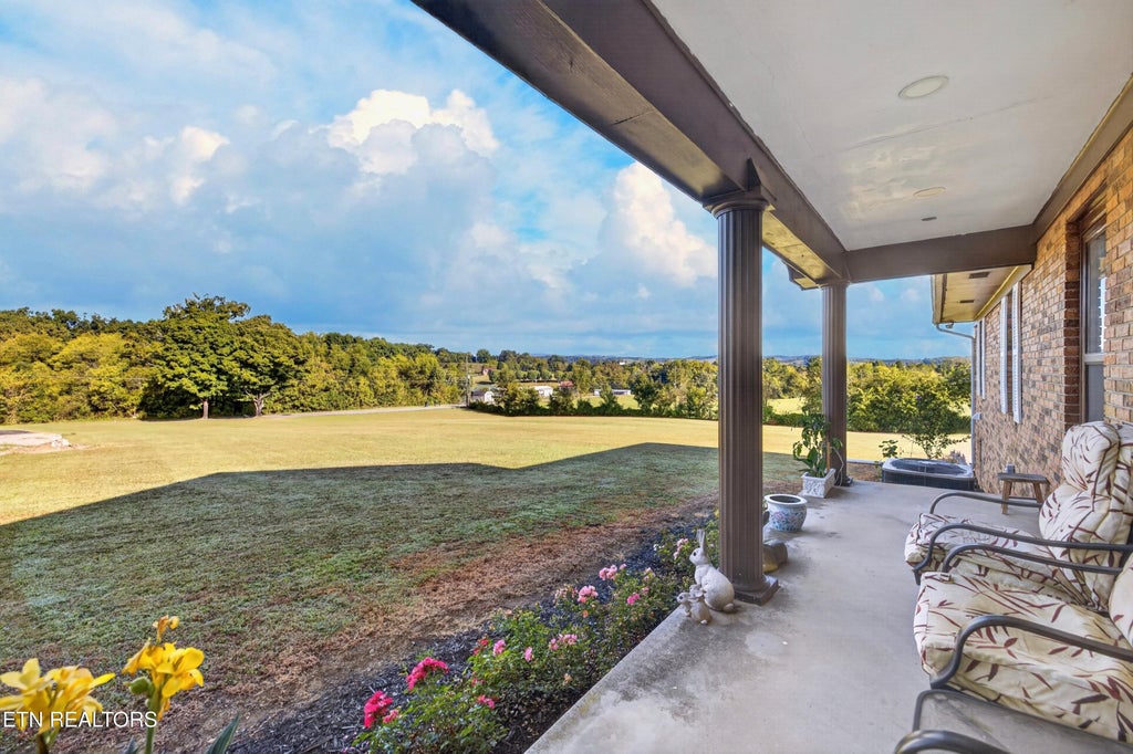 Photo of 272 Simpson Rd, Whitesburg, TN 37891 (MLS # 1357836)