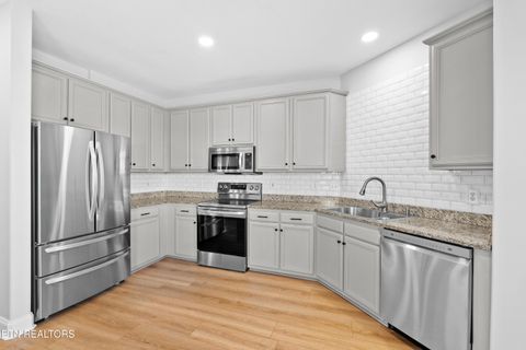 Tiny photo for 555 Rarity Bay Pkwy #106, Vonore, TN 37885 (MLS # 1335442)