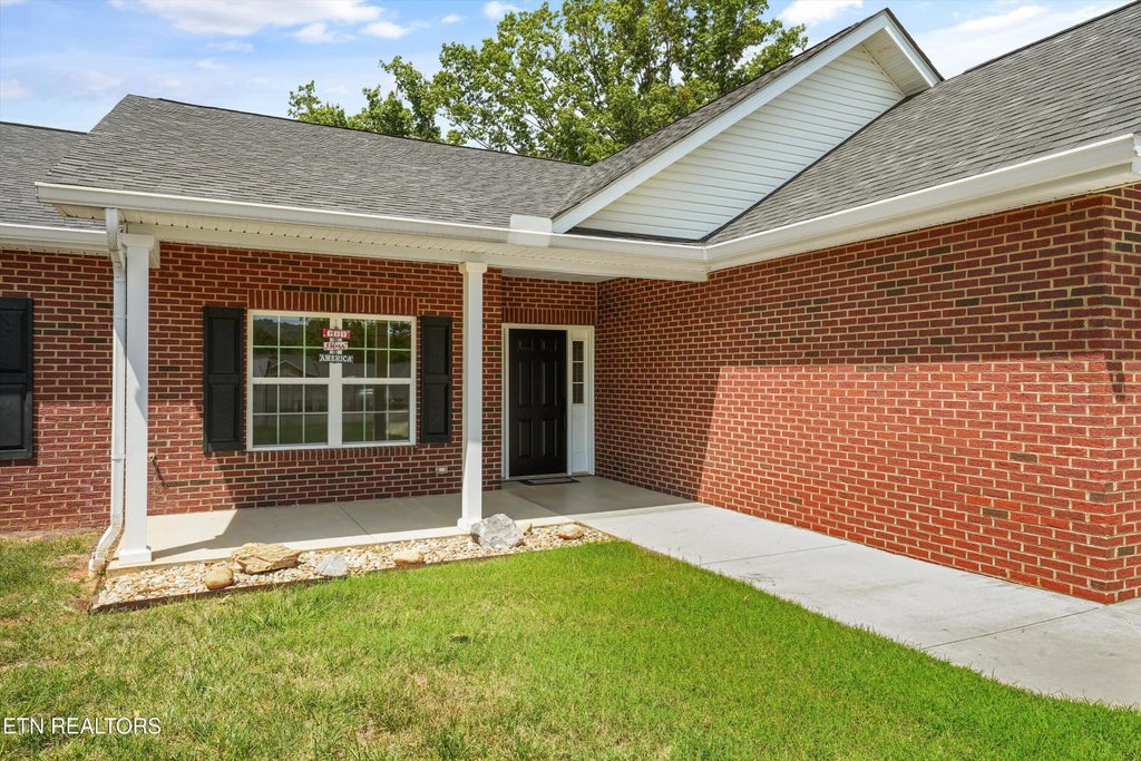 Photo of 1058 Patriots Landing, Dandridge, TN 37725 (MLS # 1353347)