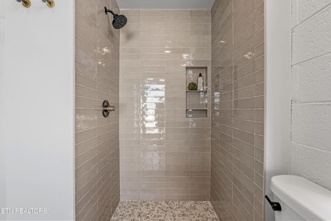 Tiny photo for 200 W Jackson Ave #607, Knoxville, TN 37902 (MLS # 1319929)