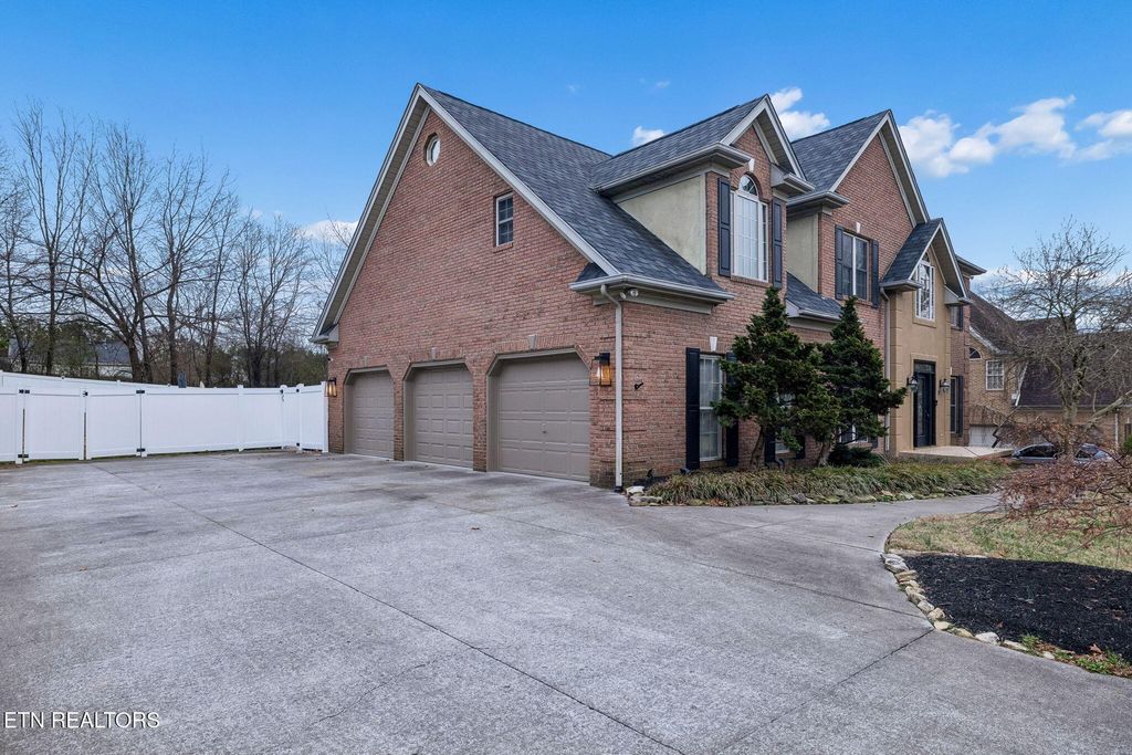 Photo of 1330 Berkley Hills Lane, Powell, TN 37849 (MLS # 1326442)