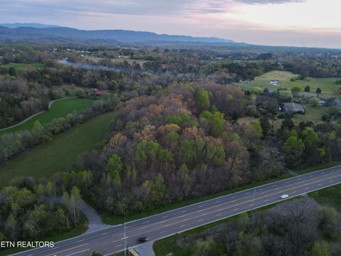  in Maryville TN Lamar Alexander Pkwy.jpg