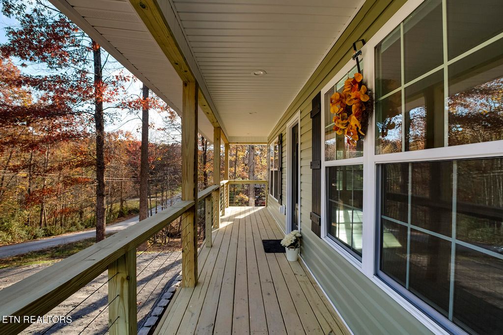 Photo of 130 Oak Hill Drive, Wartburg, TN 37887 (MLS # 1243950)