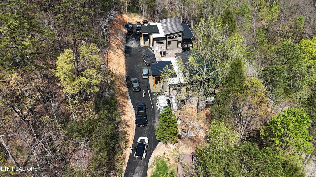 Photo of 522 Ogle Drive, Pigeon Forge, TN 37863 (MLS # 1338630)