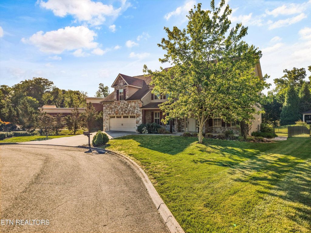 Photo of 12306 Blacksburg Lane, Knoxville, TN 37922 (MLS # 1339560)
