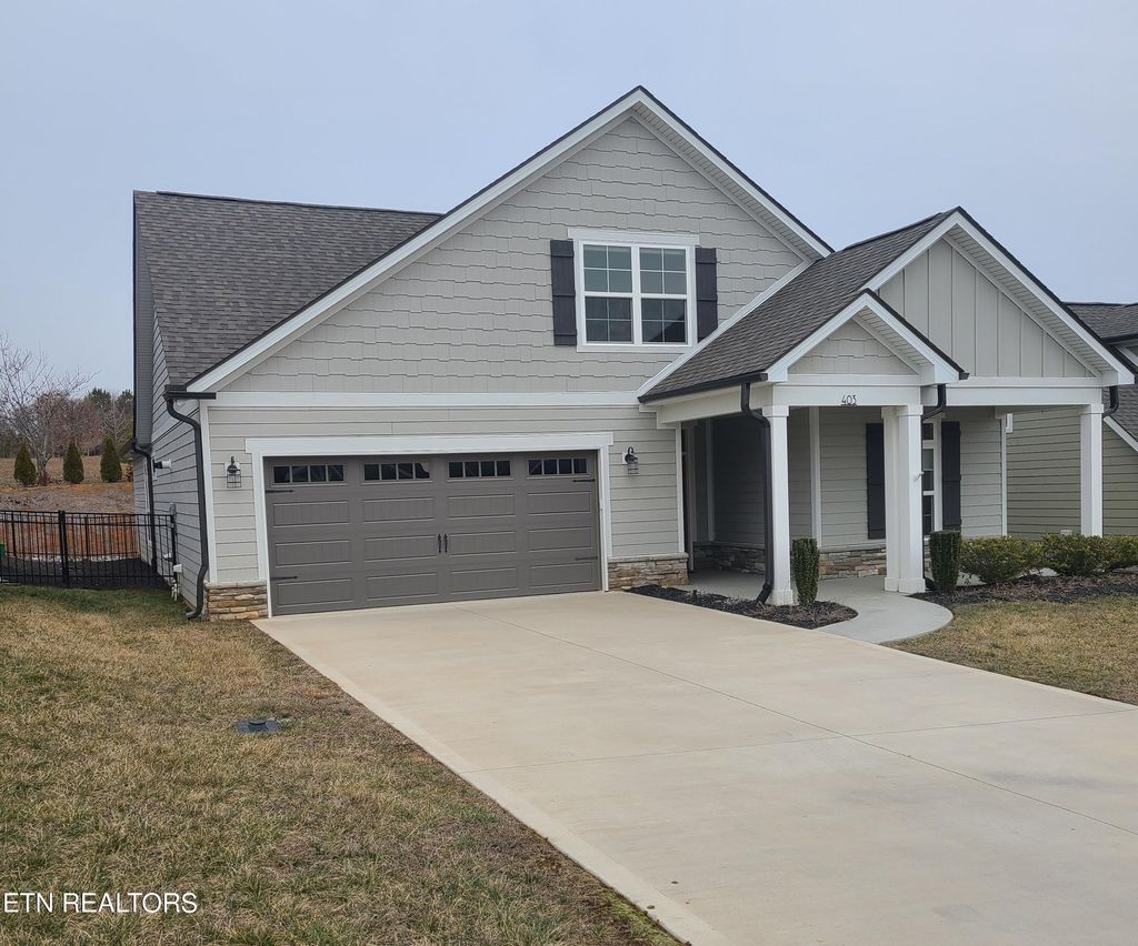 Photo of 403 Sycamore Place, Loudon, TN 37774 (MLS # 1328268)