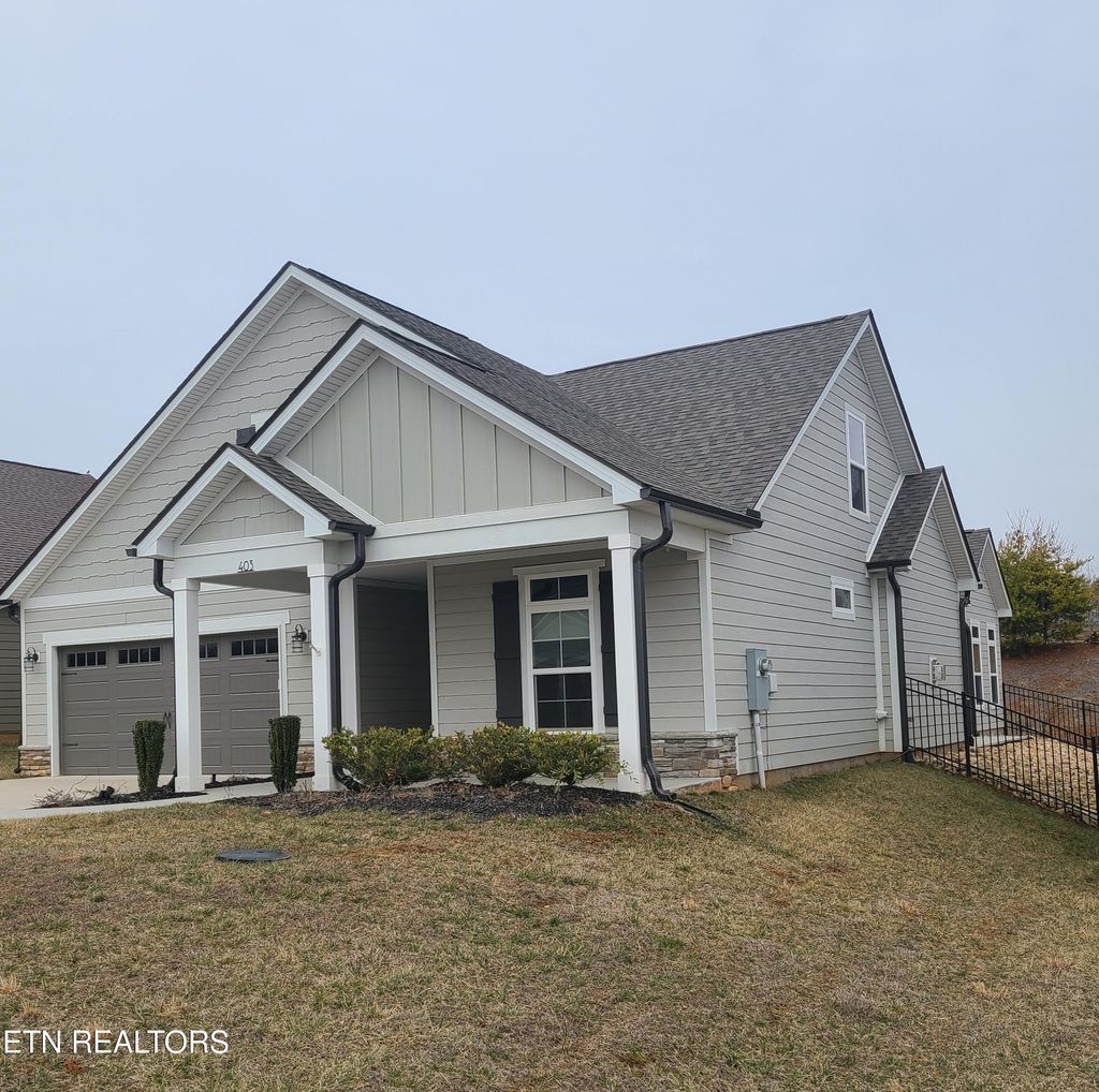 Photo of 403 Sycamore Place, Loudon, TN 37774 (MLS # 1328268)