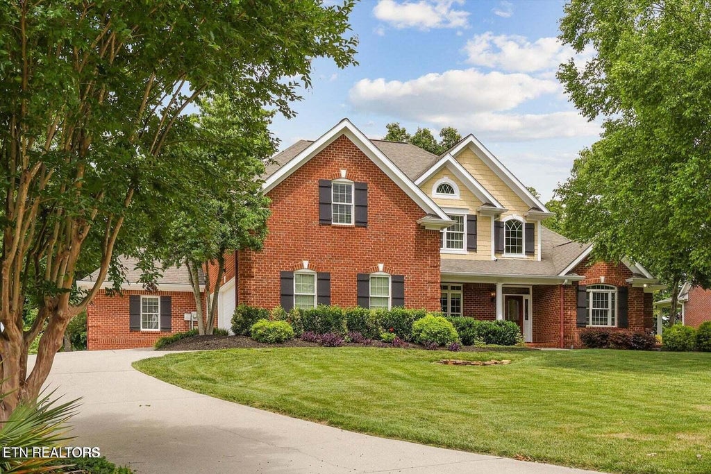 Photo of 769 Oak Chase Blvd, Lenoir City, TN 37772 (MLS # 1353910)