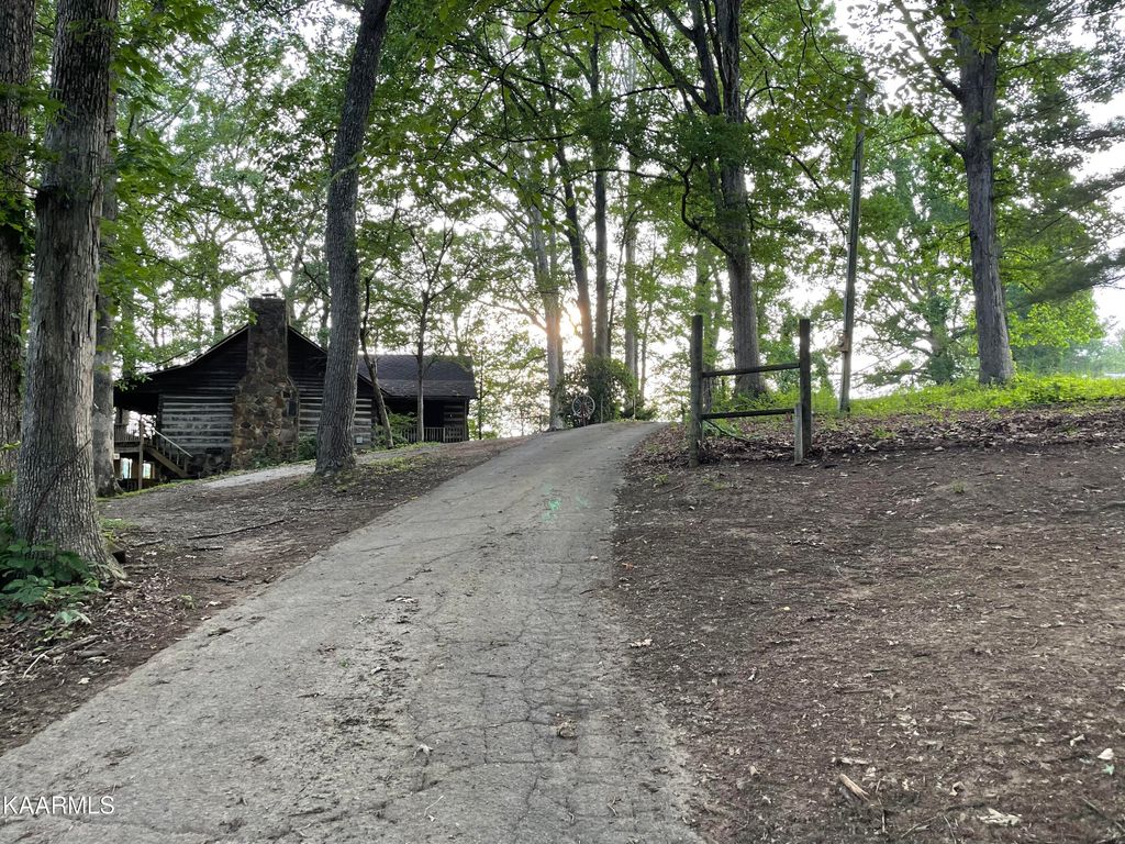 Photo of 181 Orchard Lane, Tazewell, TN 37879 (MLS # 1230718)