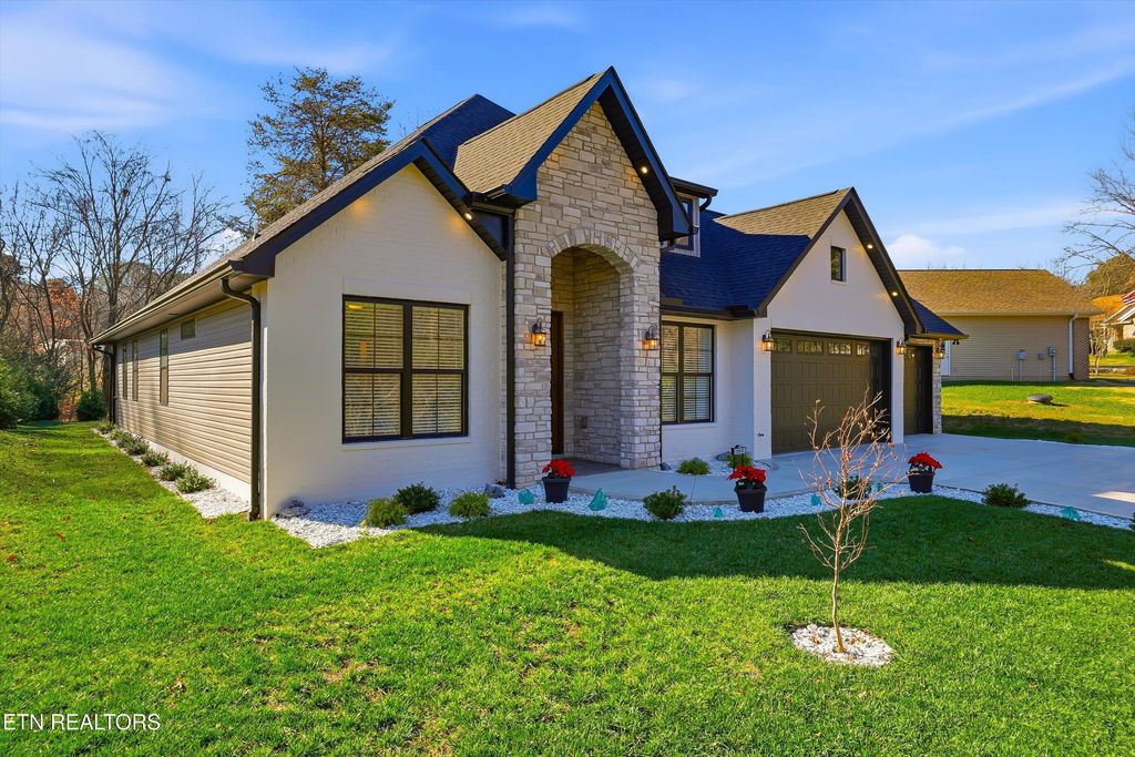 Photo of 113 Kawga Way, Loudon, TN 37774 (MLS # 1331047)