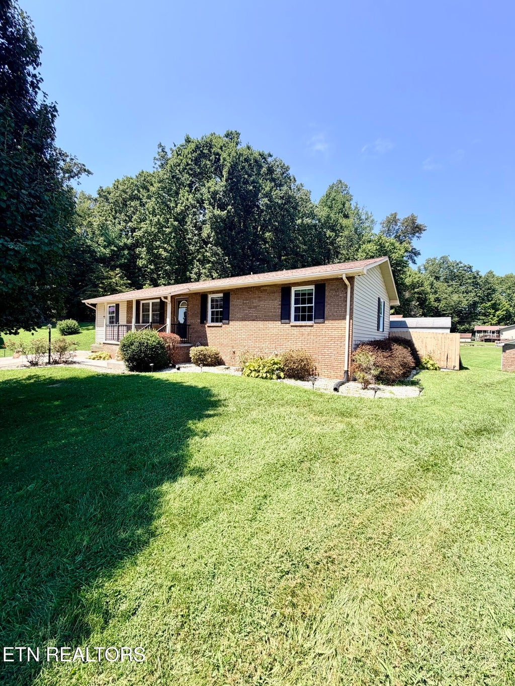 Photo of 259 Cardwell Drive, Tazewell, TN 37879 (MLS # 1353688)