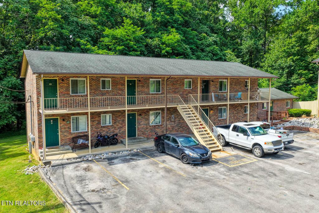 Photo of 2812 Daybreak Way #10, Strawberry Plains, TN 37871 (MLS # 1339651)