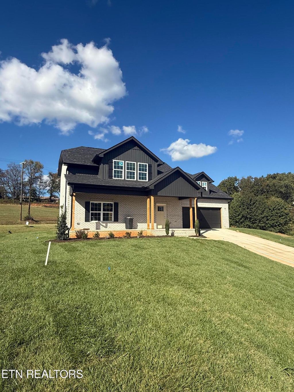 Photo of 105 Van Gilder Way, Seymour, TN 37865 (MLS # 1311100)