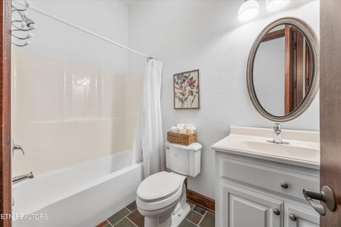 Tiny photo for 265 E Shore Drive, Rockwood, TN 37854 (MLS # 1319416)