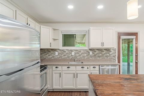 Tiny photo for 1324 Huntington Rd, Knoxville, TN 37919 (MLS # 1346632)