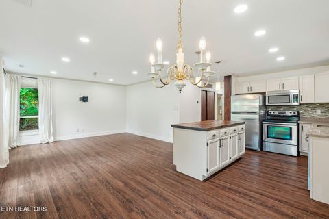 Tiny photo for 1324 Huntington Rd, Knoxville, TN 37919 (MLS # 1346632)