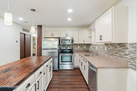 Tiny photo for 1324 Huntington Rd, Knoxville, TN 37919 (MLS # 1346632)