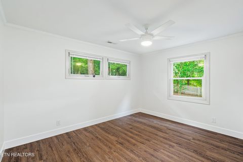 Tiny photo for 1324 Huntington Rd, Knoxville, TN 37919 (MLS # 1346632)
