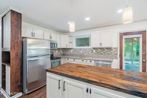 Tiny photo for 1324 Huntington Rd, Knoxville, TN 37919 (MLS # 1346632)