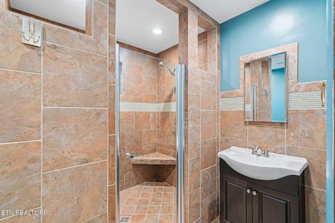 Tiny photo for 1324 Huntington Rd, Knoxville, TN 37919 (MLS # 1346632)