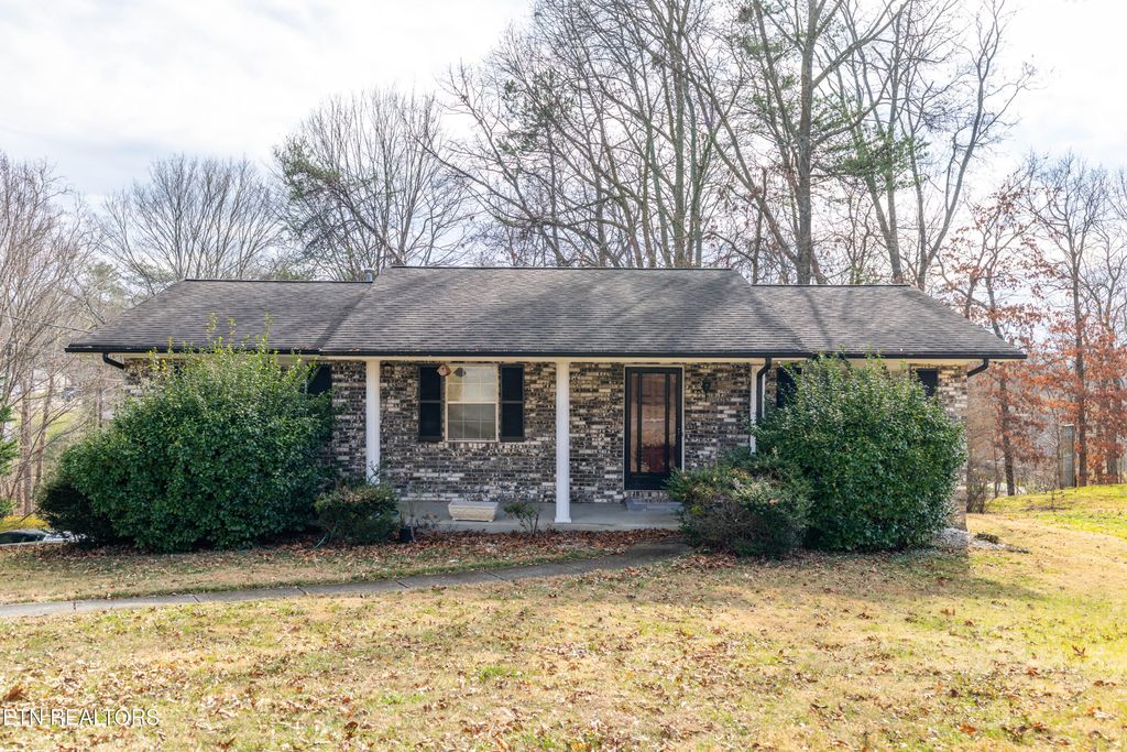 Photo of 1504 Marconi Drive, Knoxville, TN 37909 (MLS # 1327356)