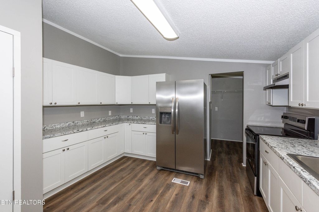 Photo of 123 Griffin Drive, Dandridge, TN 37725 (MLS # 1298525)