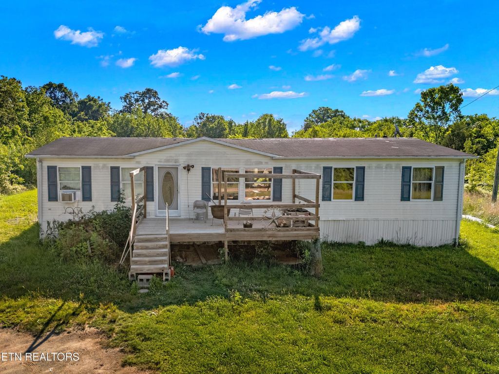 Photo of 142 Hutton Lane, Bean Station, TN 37708 (MLS # 1302474)