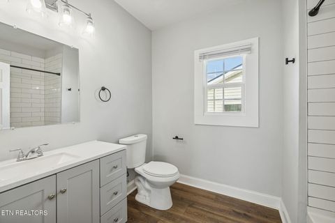 Tiny photo for 1601 Cecil Ave, Knoxville, TN 37917 (MLS # 1325947)