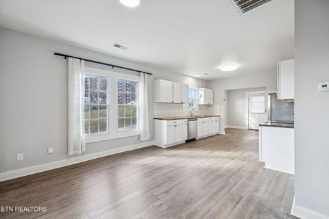 Tiny photo for 1601 Cecil Ave, Knoxville, TN 37917 (MLS # 1325947)