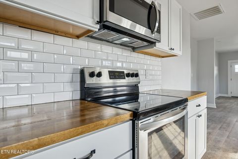 Tiny photo for 1601 Cecil Ave, Knoxville, TN 37917 (MLS # 1325947)