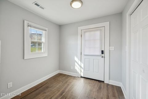 Tiny photo for 1601 Cecil Ave, Knoxville, TN 37917 (MLS # 1325947)